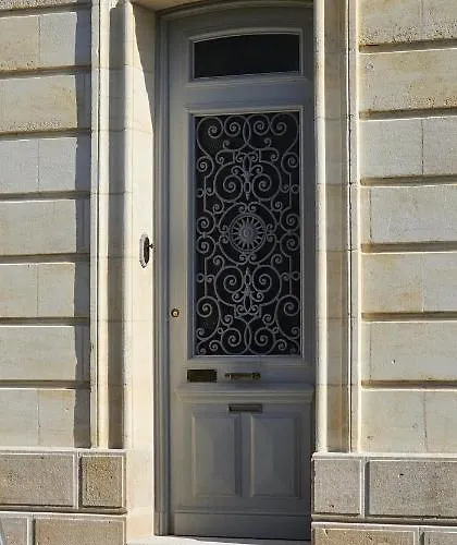 ベッド・アンド・ブレックファスト Chez Mag リブルヌ