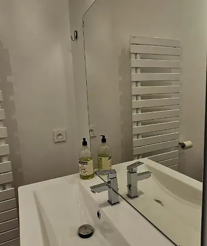 ベッド・アンド・ブレックファスト Chez Mag 3*